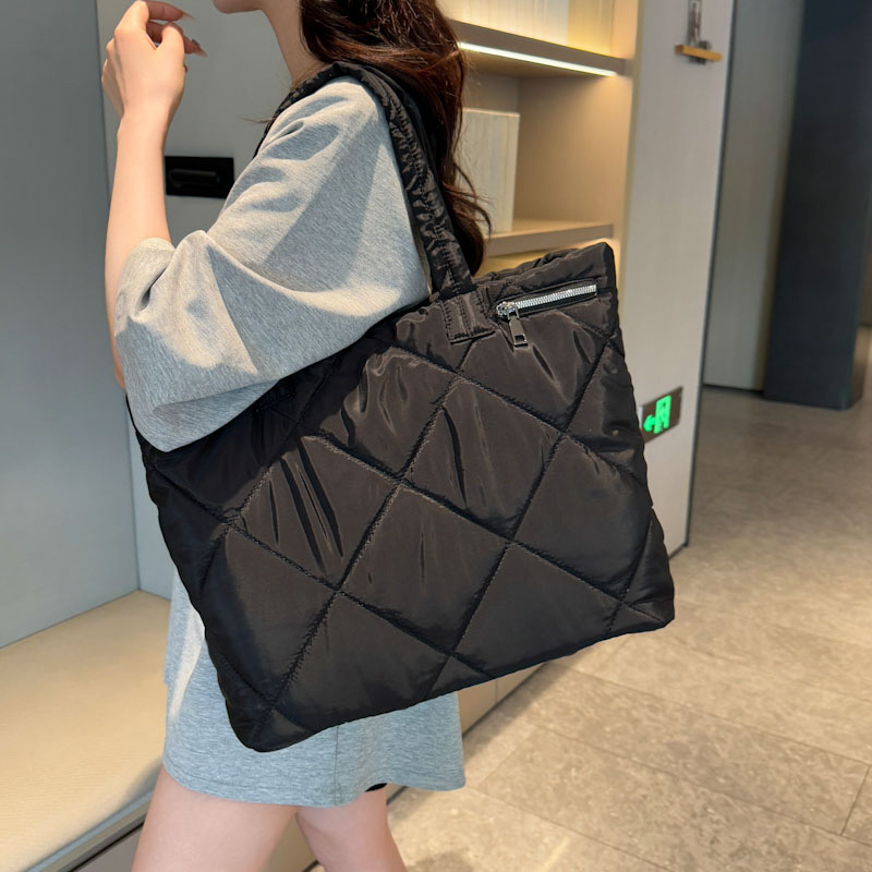 Новая женская сумка для фитнес – обзор и цена Women'S Kipling Bags